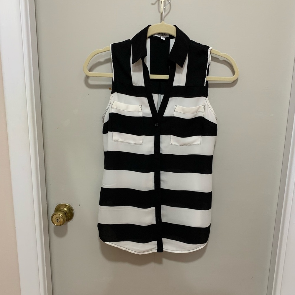 Express Portofino sleeveless shirt